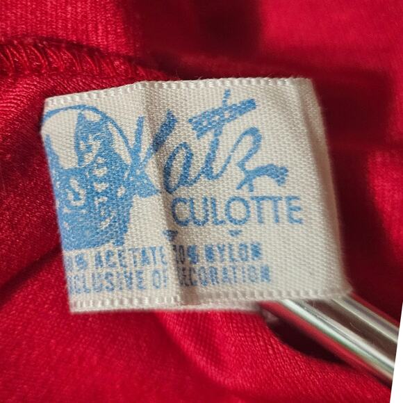 1990s Embroidered Red Katz Culotte Short Sleeve Romper Long Back Zipper Size Sm - Picture 13 of 14